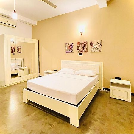 Hotel Blue Fox Hikkaduwa Zewnętrze zdjęcie