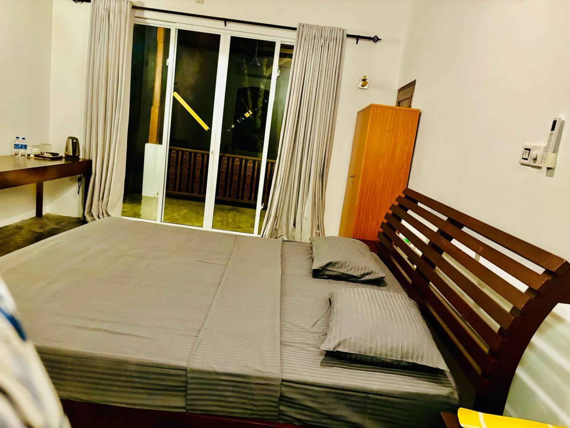 Hotel Blue Fox Hikkaduwa Zewnętrze zdjęcie